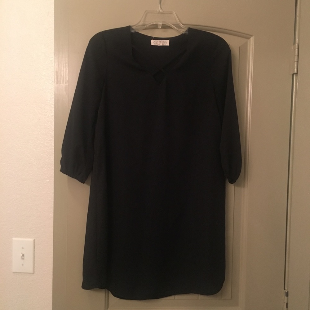Black Flowy Chiffon 3/4 Sleeve Dress